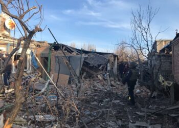 Поліція показала фото наслідків обстрілів Нікопольщини