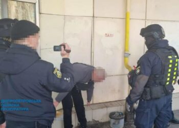 Організував схему незаконного переправлення призовників через держкордон: затримано мешканця Кривого Рогу