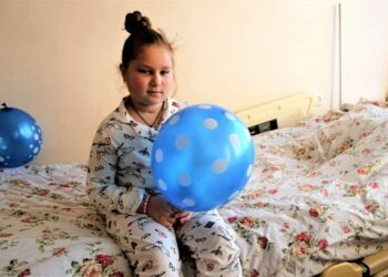 Поранену дівчинку з Кривого Рогу виписали з лікарні Дніпра