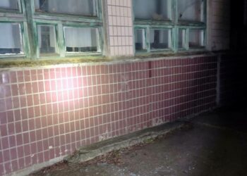Окупанти тричі за ніч обстріляли Нікопольщину з важкої артилерії