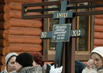 У Дніпрі попрощалися із 17-річним Максимом, якого вбила ворожа ракета