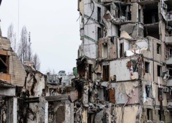 Міська рада Дніпра ухвалила виплати по 1 млн грн мешканцям, чиє житло зруйнували окупанти