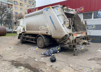 У Кривому Розі сміттєвоз розчавив жінку