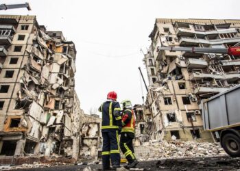 Пошукова операція у Дніпрі завершена: 44 загиблих, є неопізнані