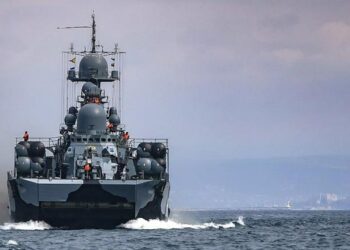 Противник збільшив корабельне угруповання у Чорному морі до 16 одиниць, серед яких 6 ракетоносіїв, один – підводний, – ОК “Південь”