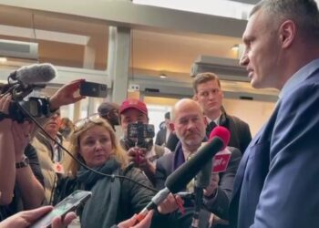 Віталій Кличко та його брат Володимир прибули на Всесвітній економічний форум в Давосі