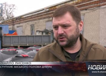 На правобережній частині Дніпра встановлюють ємності з технічною водою