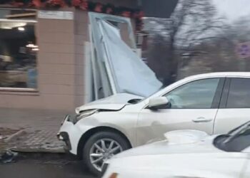 Стало відомо, що у ДТП біля оперного постраждала дитина (ВІДЕО)