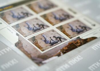 У Дніпрі погасили нову марку, присвячену річниці повномасштабної війни