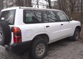 У Дніпрі знайшли автомобіль ОБСЄ, викрадений на Луганщині