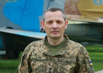 Є загроза, що ворог сьогодні готує “сюрпризи”: у Повітряних силах закликають бути обережними