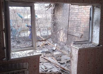 Поліція показала фото з обстріляної Марганецької громади