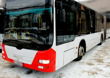 До Дніпра приїхали  п’ять  великих автобусів з Кельна