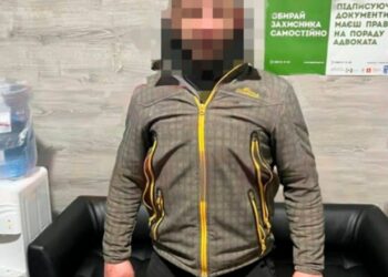 У Дніпрі господарі будинку відважно затримали зухвалого грабіжника