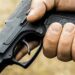 На Дніпропетровщині у цивільних забирають назад видану раніше зброю