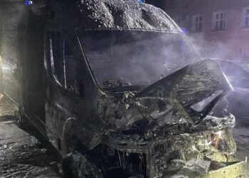 У Польщі спалили карети «швидкої», призначені для України