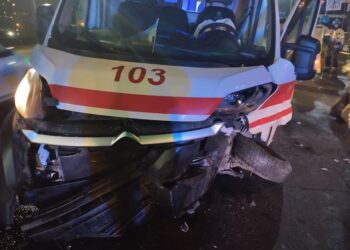 У Кривому Розі нетверезий водій легковика протаранив карету «швидкої»