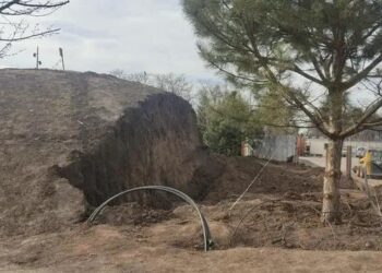 Хто мародерить «Белюхову Могилу»: під Дніпром варварськи знищують стародавній курган