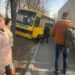 У Дніпрі маршрутка в’їхала у дерево