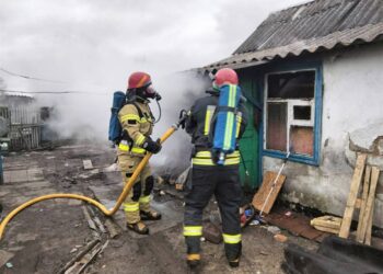 У Петропавлівці через несправну розетку загорілася літня кухня