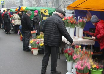 Скільки сьогодні у Дніпрі коштують квіти