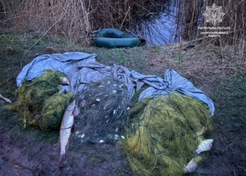 На Кам’янському водосховищі упіймали браконьєра