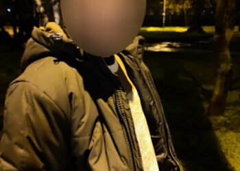 У Дніпрі патрульні затримали вуличного грабіжника