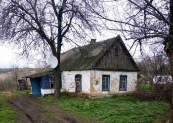 На Дніпропетровщині чоловік до смерті побив 65-річну жінку