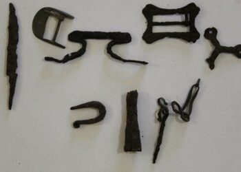 Сапери ЗСУ передали до історичного музею Дніпра унікальні артефакти