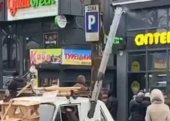 У Дніпрі помітили буржуйку на колесах