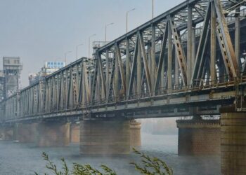 У Дніпрі на кілька днів закриють Амурський міст