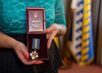 Загиблу під час стрілянини на “Південмаші” Віру Лебединець нагородили орденом «За мужність» III ступеню
