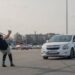 Спортсмен-екстремал з Дніпра тягнув зубами шість автівок