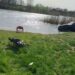 У Синельниківському районі надзвичайники дістали з річки потонулий легковик