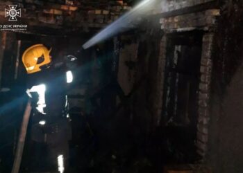 На пожежі у Кривому Розі врятовано чоловіка