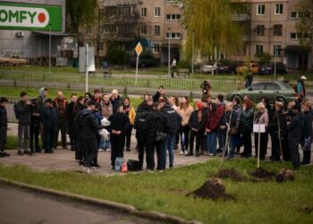 У Дніпрі на Червоному Камені висадили кленову Алею пам’яті