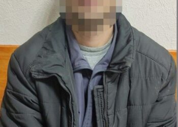 Посадили на 5 років дніпрянина, який викрав двох маленьких дівчаток