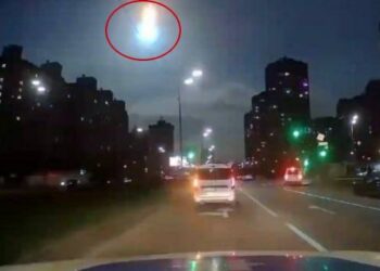 Спалах над Києвом стався через падіння метеора, – астрономи