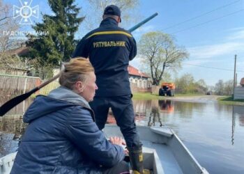 В Укргідроенерго повідомили, що перша хвиля водопілля вже пройшла