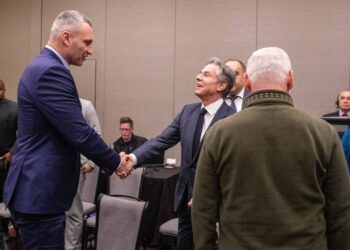 Віталій Кличко на зустрічі з Блінкеном у Денвері закликав посилити допомогу Україні, щоб нарешті зупинити варварів