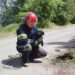 Хвилинка добра: у Верхньодніпровську з пастки визволили собаку