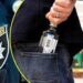 У супермаркеті Дніпра покупець побив охоронця пляшкою горілки (ВІДЕО)