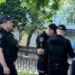 У Кривому Розі чоловік посеред вулиці побив незнайому жінку цеглою