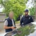 Хвилинка добра: шкільний офіцер повернув власнику загублений телефон