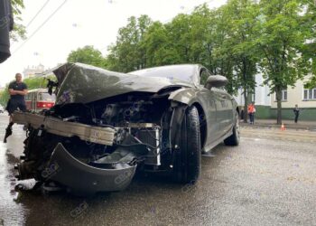 У Кривому Розі у потрійній ДТП постраждала дитина