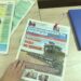 Дніпровський історик Юрій Фанигін передав до музеїв «раритетні» пропагандистські газети