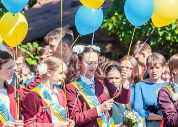 Випускні та їх формат віддали на розсуд шкіл та військових адміністрацій