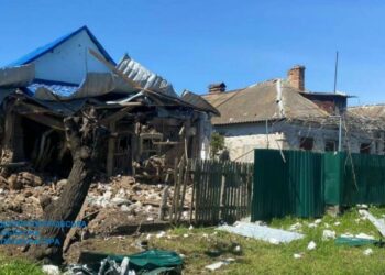 Прокуратура показала фото наслідків ворожих атак Нікополя