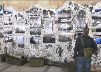 «Миті життя»: відомий фотограф Дніпра Сергій Дівєєв представив публіці свої вражаючі воєнні фотороботи
