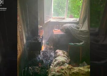 У Жовтих Водах під час пожежі отруїлись продуктами горіння літні чоловік та жінка